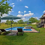 Stara Hiza In * Sveti Petar u Sumi