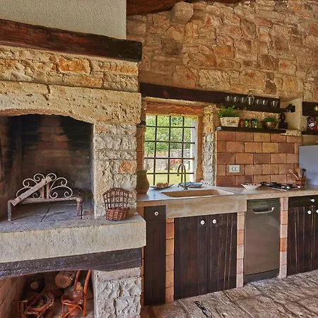 Stara Hiza In Holiday home