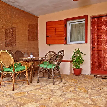 Holiday home Stara Hiza In Sveti Petar u Sumi